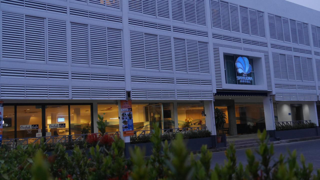 Samudra Hotel Kuching Exterior foto