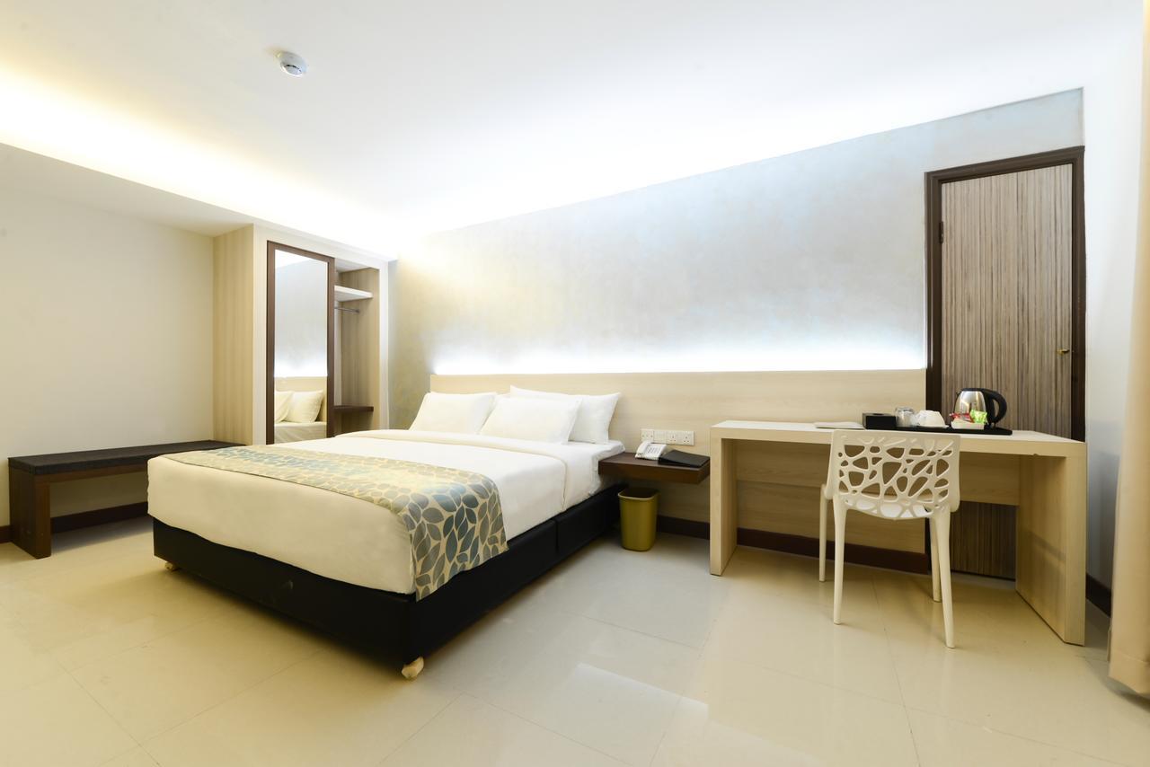 Samudra Hotel Kuching Exterior foto